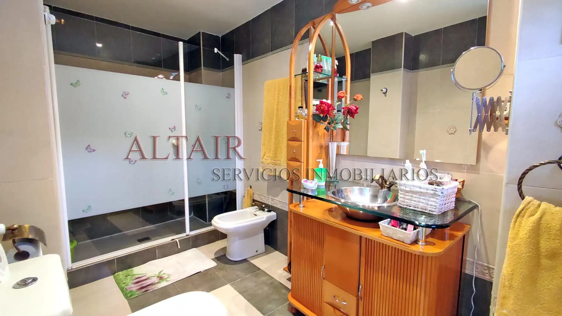 Baño de Ático en venta en Navaluenga con Aire acondicionado, Calefacción y Terraza