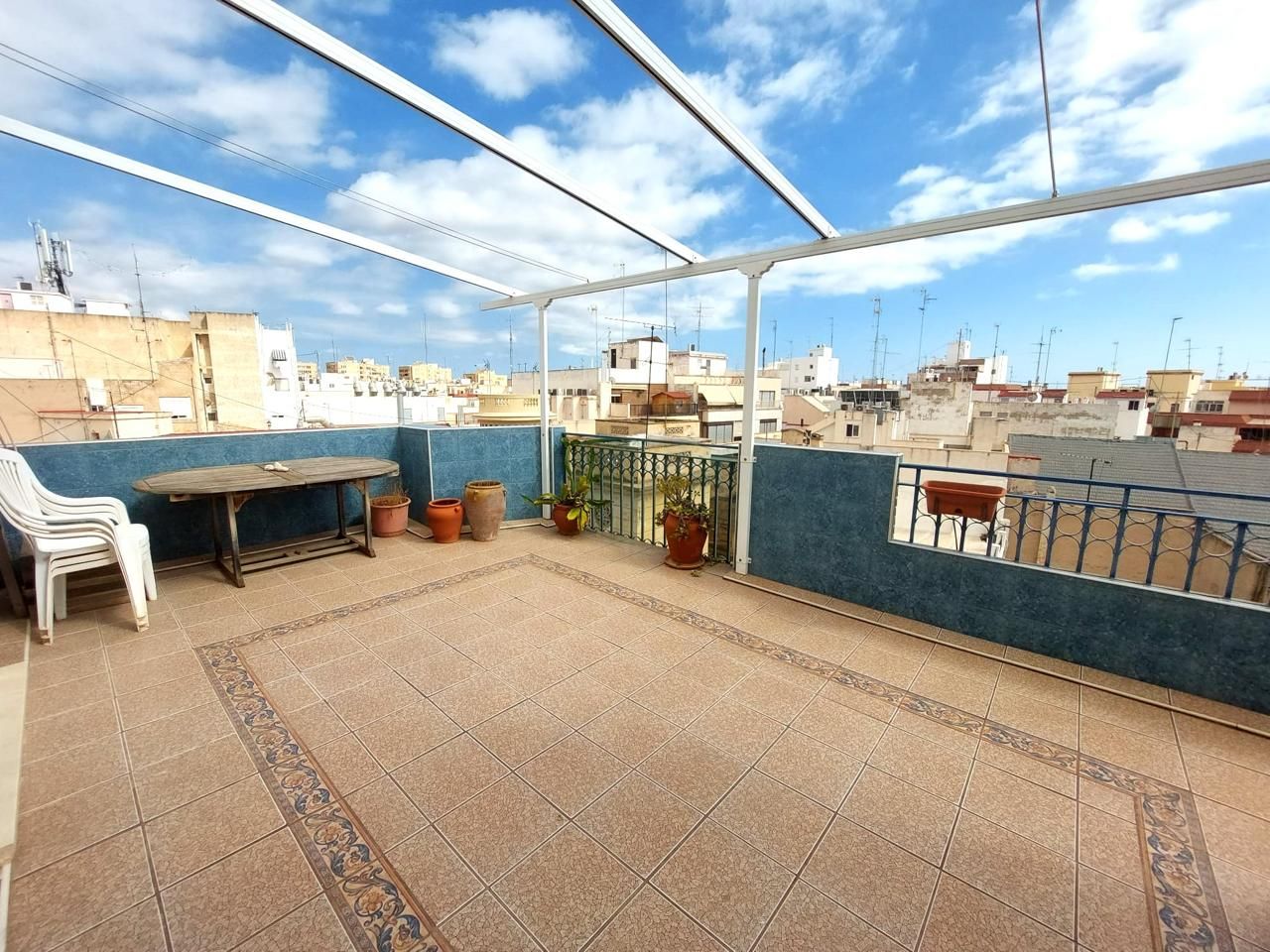 Terrace of Attic to rent in Elche / Elx  with Parquet flooring, Terrace and Furnished
