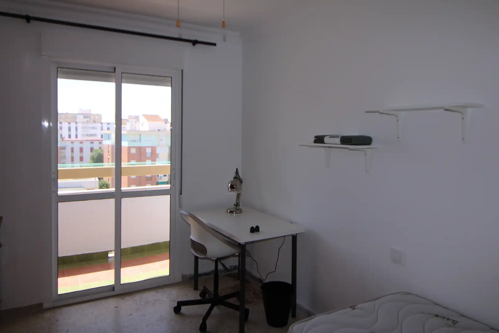 Piso de alquiler en Plaza Tagores, 4, La Orden