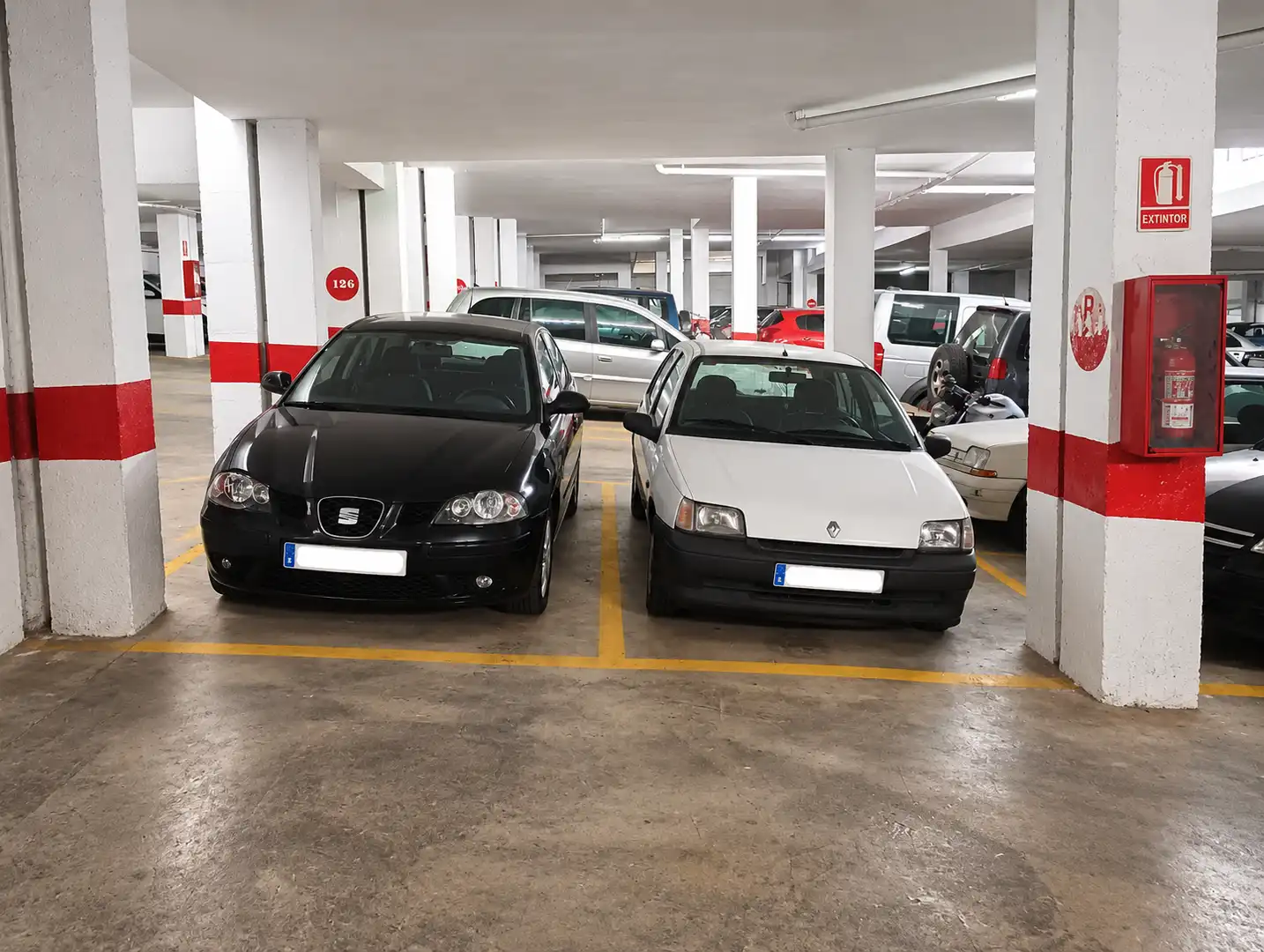 Garage zur Miete in Calle Pío XII, 7, Linarejos