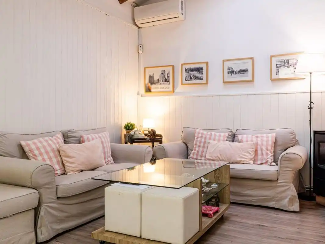 Sala d'estar de Casa o xalet en venda en Leganés amb Aire condicionat, Calefacció i Jardí privat