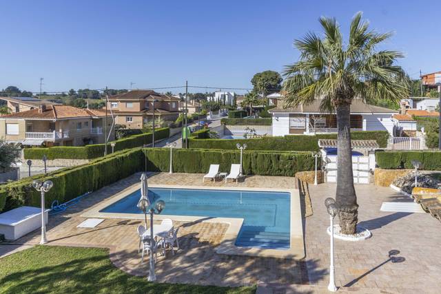 Casa-chalet en Venta en El Vedat - Santa Apolonia