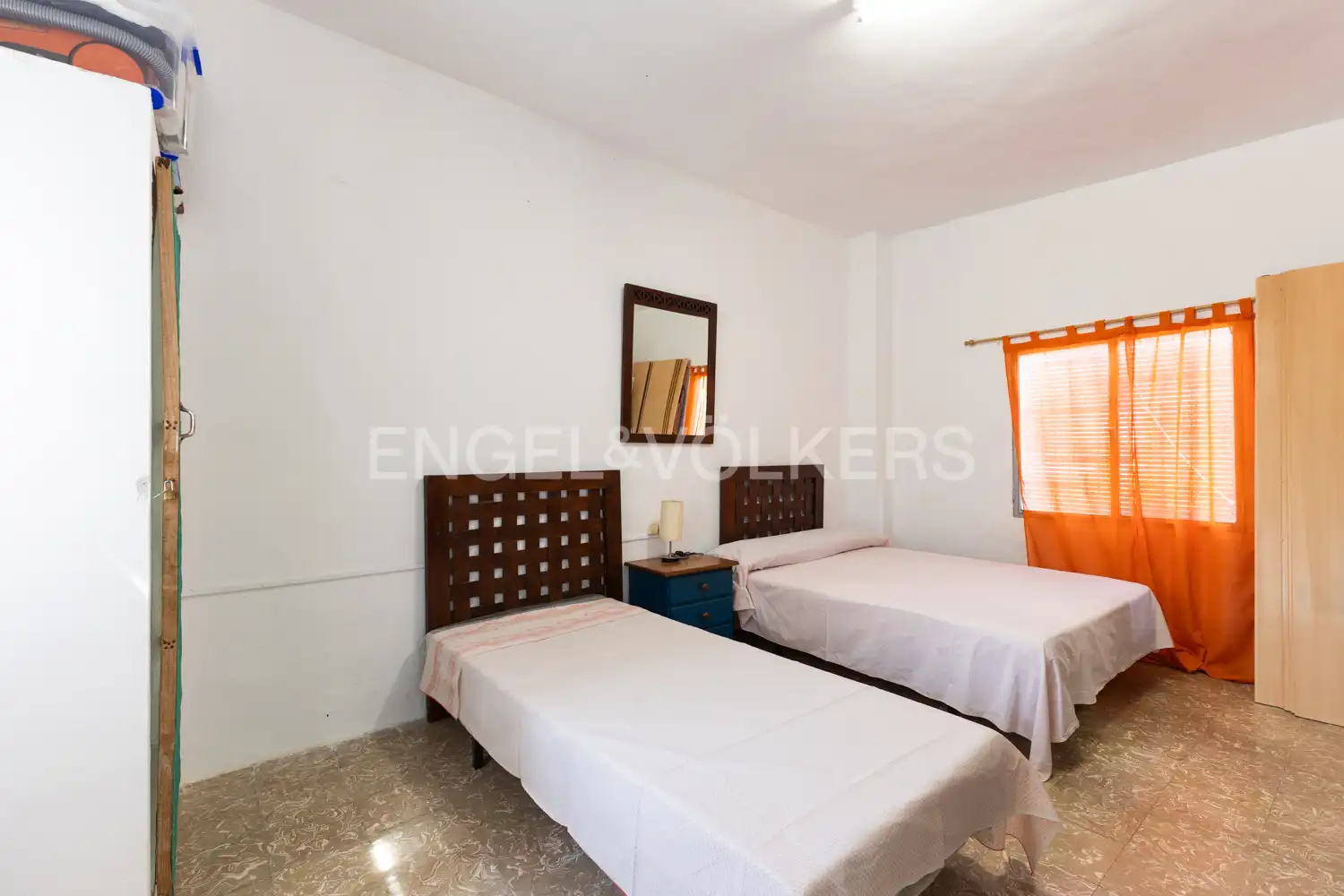 Habitación de Casa o chalet en venta en Alzira con Calefacción y Trastero