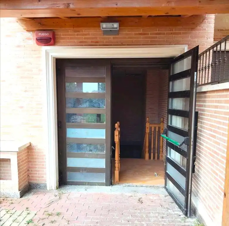 Büro zum Verkauf in Santurde de Rioja