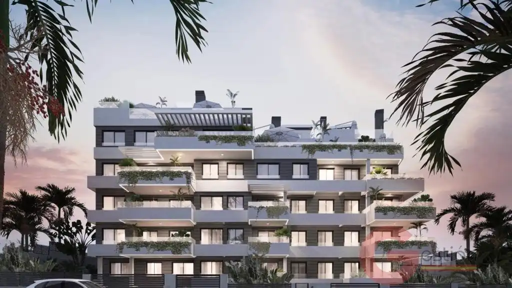 Apartament amb piscina en venda a Estepona Pueblo, imagen 3