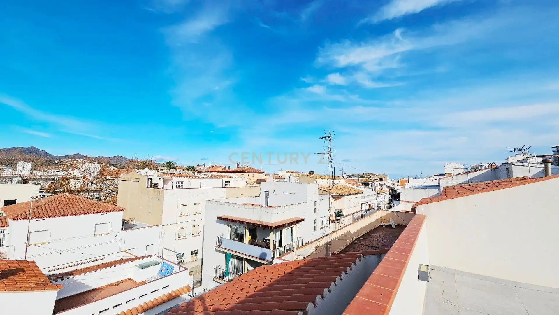 Vista exterior de Apartament en venda en Llançà amb Aire condicionat, Piscina i Forn