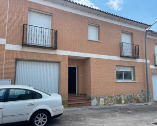 Exterior view of Single-family semi-detached for sale in Hormigos  with Private garden