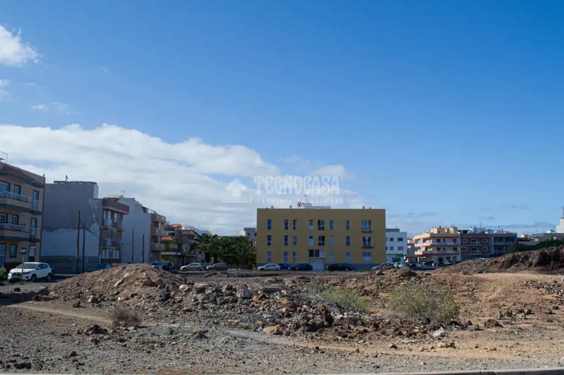 Terreny residencial en venda a C/ MIGUEL CALCERRADA CRUCE  CON  C/ TABURIENTE, imagen 9