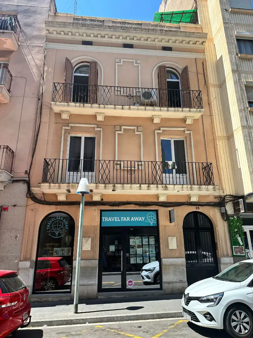 Hotel with lift for sale in Carrer de Lleida 25