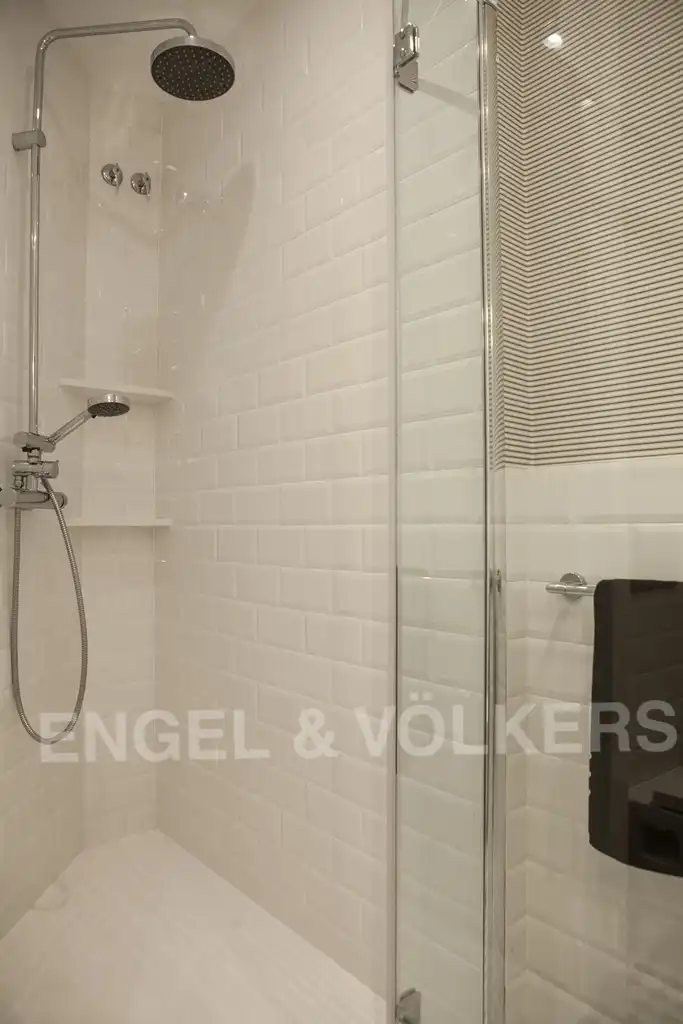 Bathroom of Flat for rent in Eixample