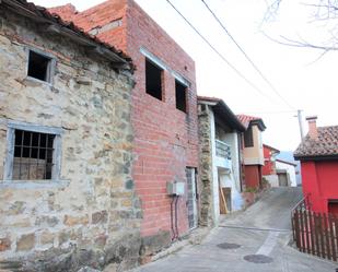 Vista exterior de Casa o xalet en venda en Tudanca amb Calefacció