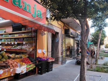 Pis en venda a Calle de la Laguna 50