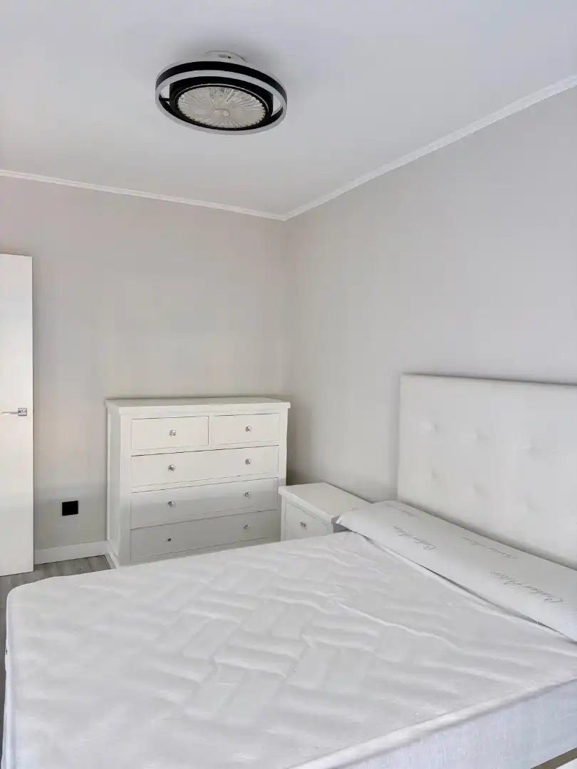 Casa bifamiliare con terrazza in vendita a Carrer Corts Valencianes, imagen 15