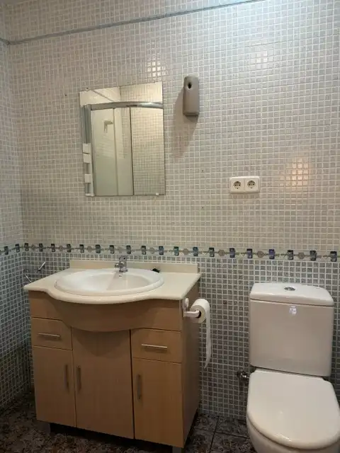 Baño de Casa adosada en venta en Esparreguera con Calefacción, Terraza y Trastero