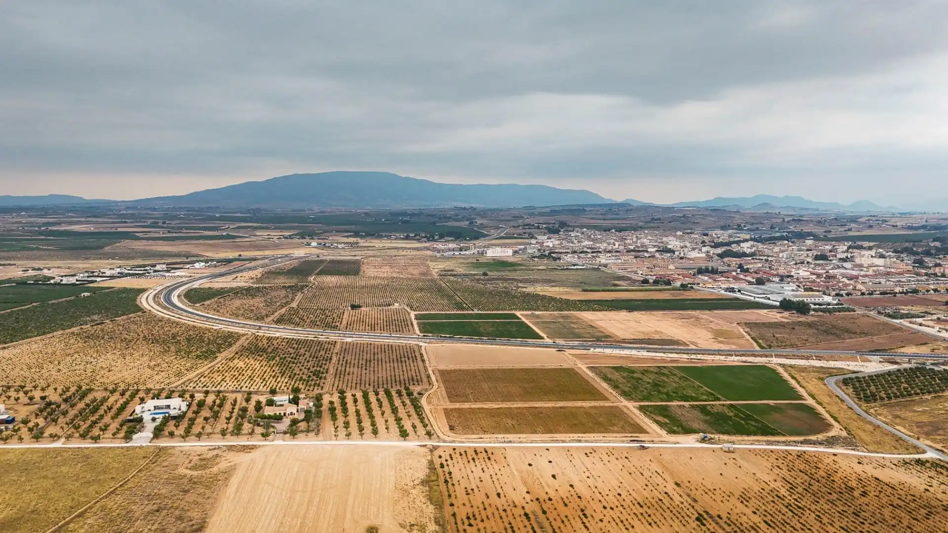 Terreno rústico en venta en Polígono  26 Paraje 127 PINOSO