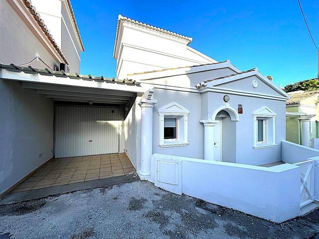 Casa-chalet en Venta en Gargasindi - Garduix - Colina del Sol