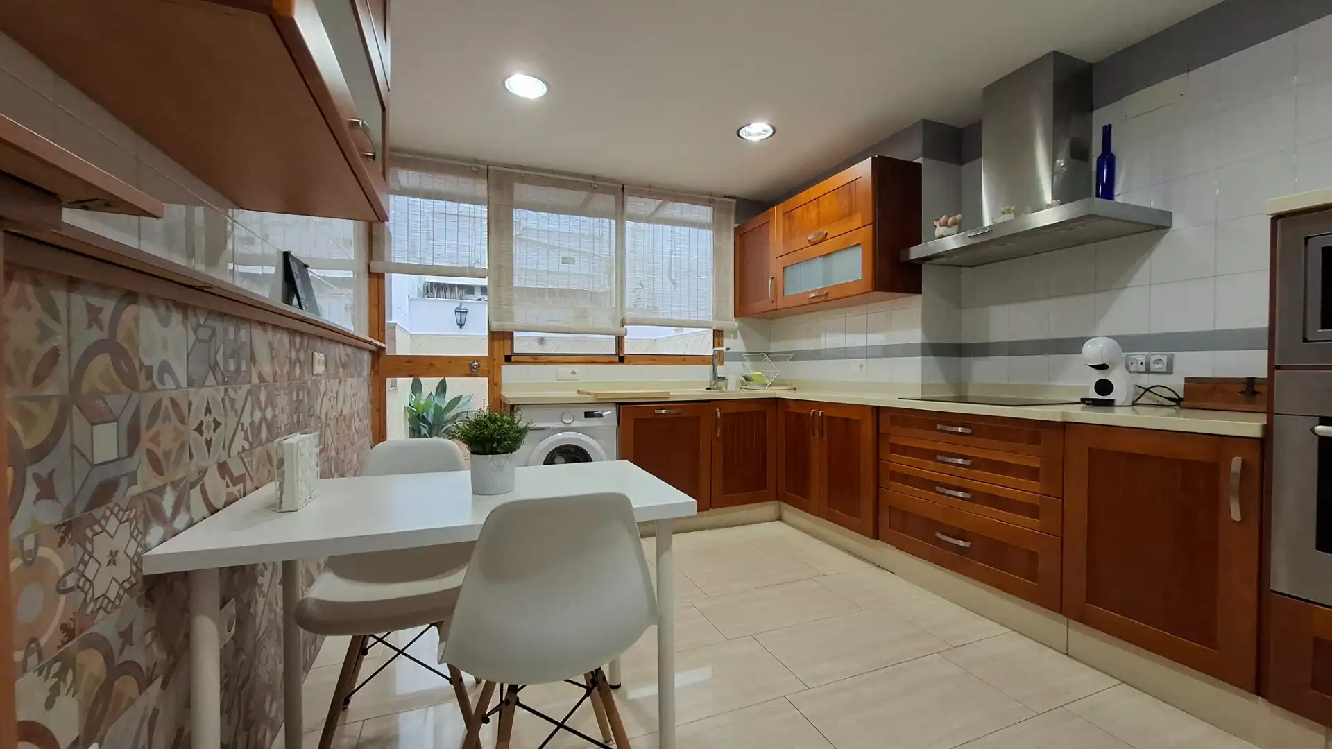 Küche von Wohnung zur Miete in Córdoba mit Klimaanlage, Heizung und Möbliert