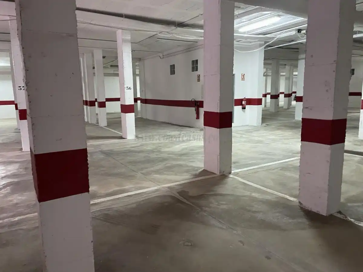 Garaje en venta en La Regia
