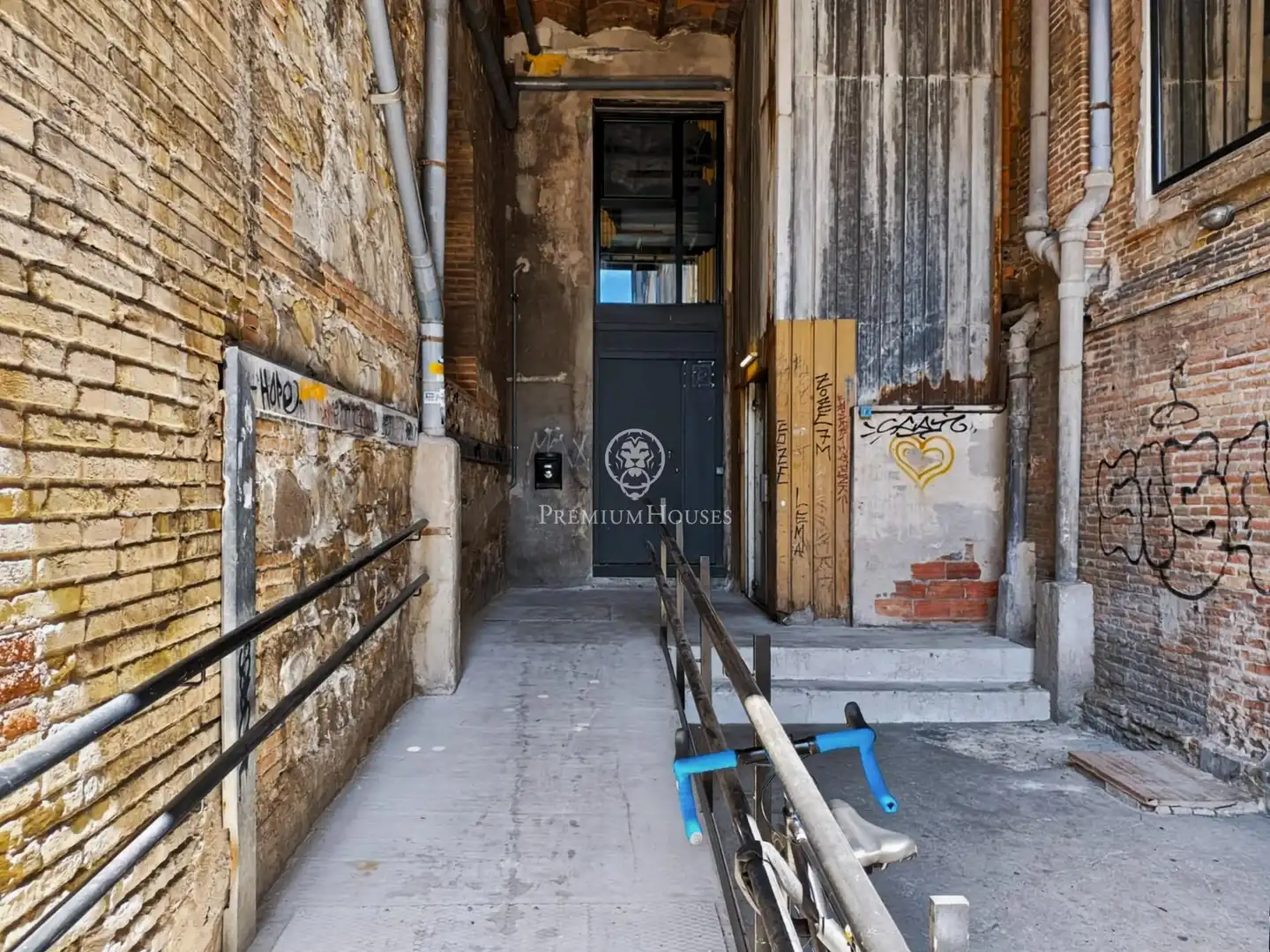 Wohnung zum Verkauf in Barcelona mit Klimaanlage