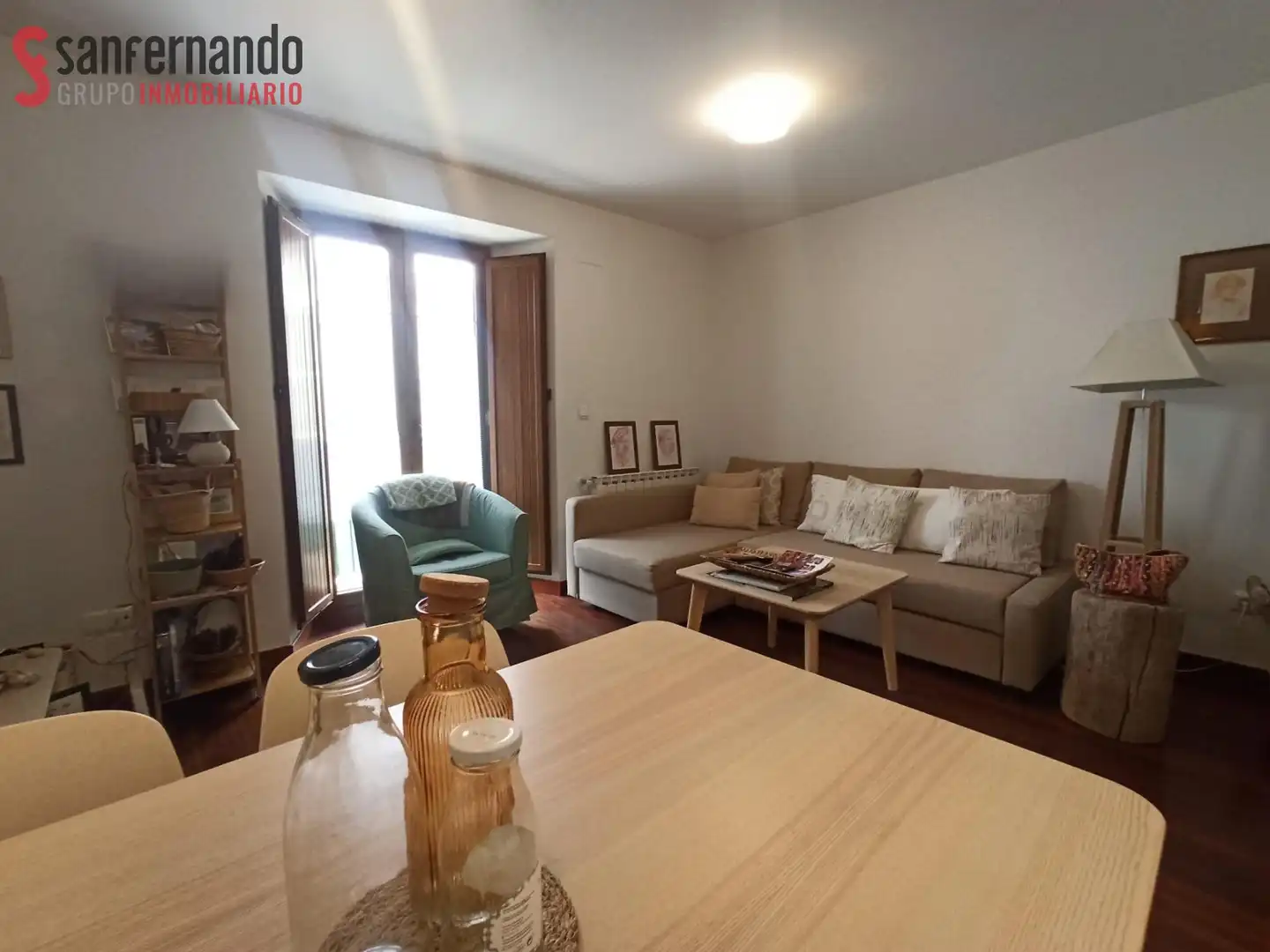 Sala de estar de Apartamento en venta en Torrelavega  con Calefacción, Amueblado y Balcón