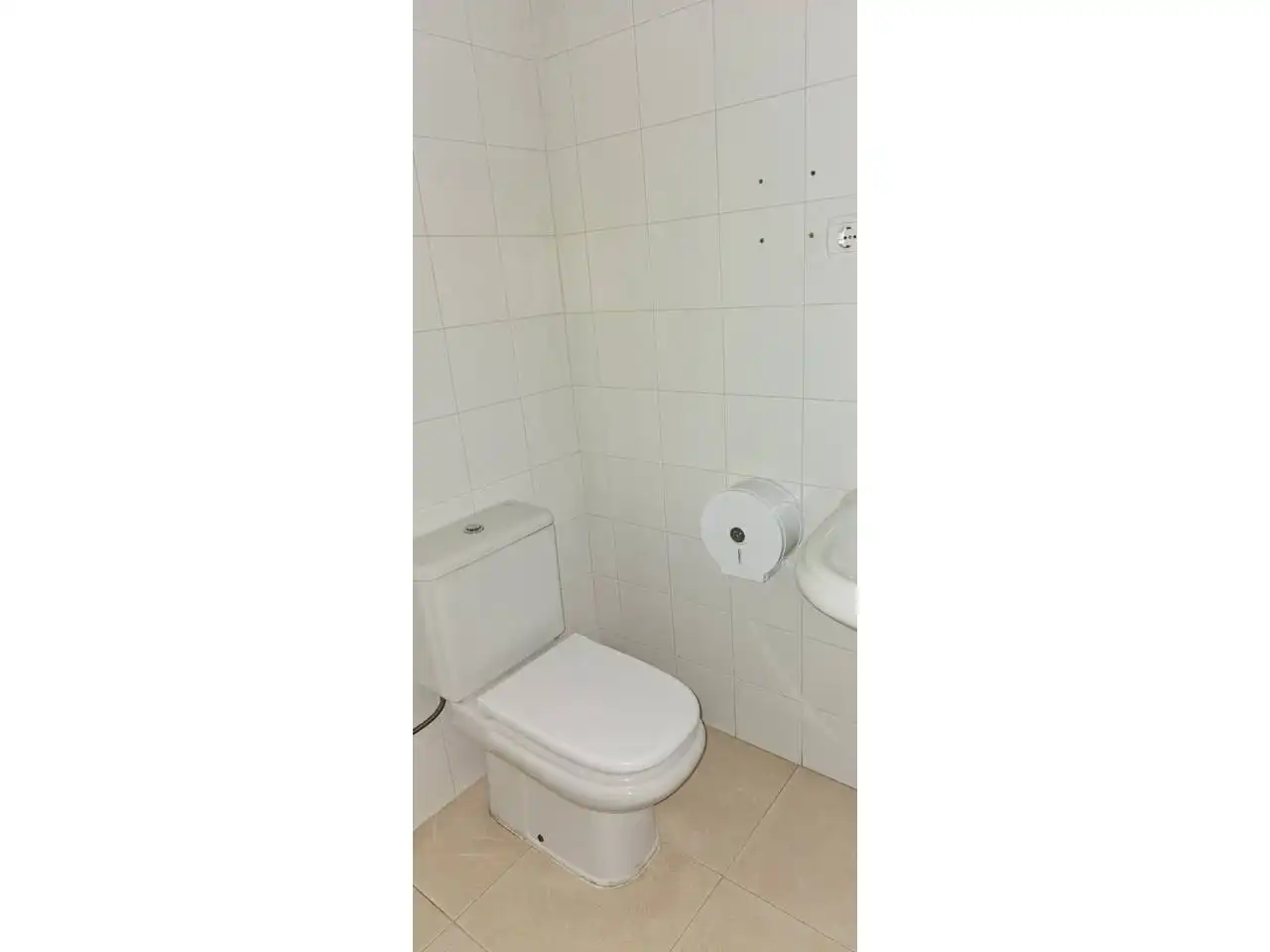 Baño de Oficina de alquiler en León Capital 