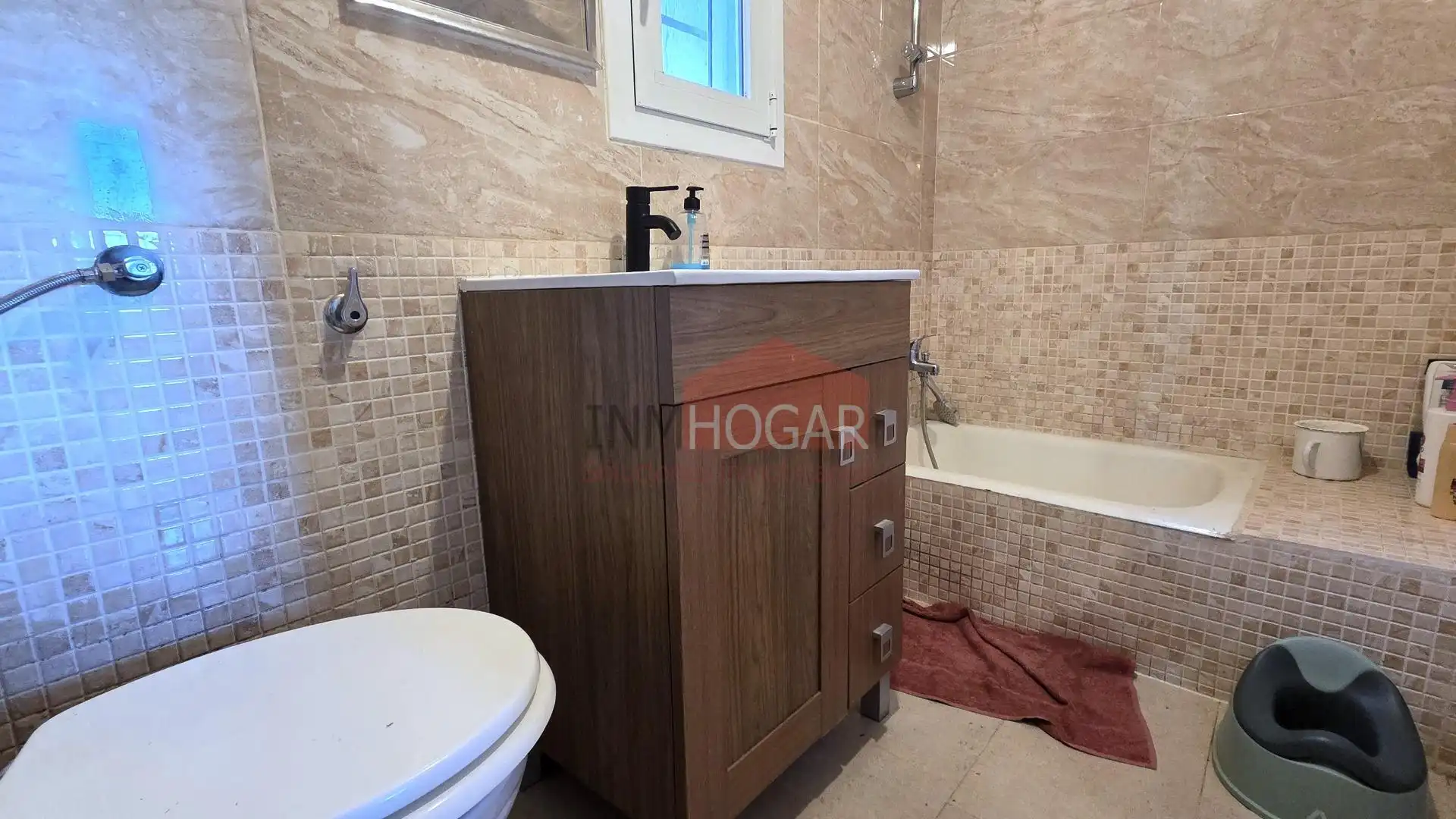 Baño de Casa o chalet en venta en Herradón de Pinares con Calefacción, Jardín privado y Terraza