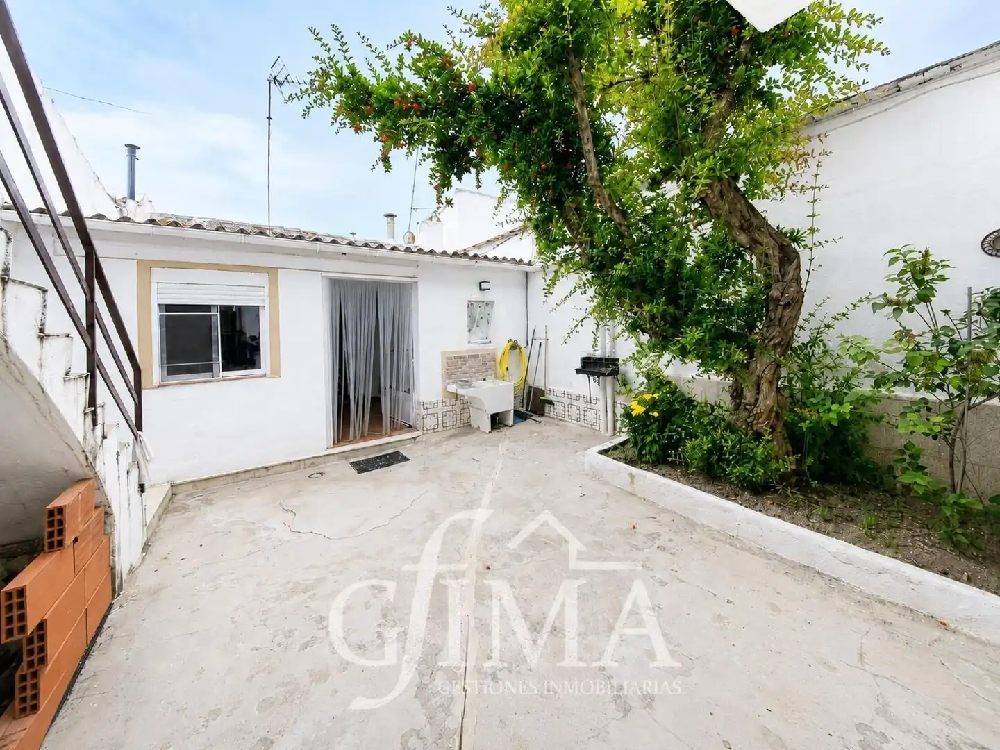 Vista exterior de Casa o chalet en venta en Tomelloso con Jardín privado, Terraza y Trastero