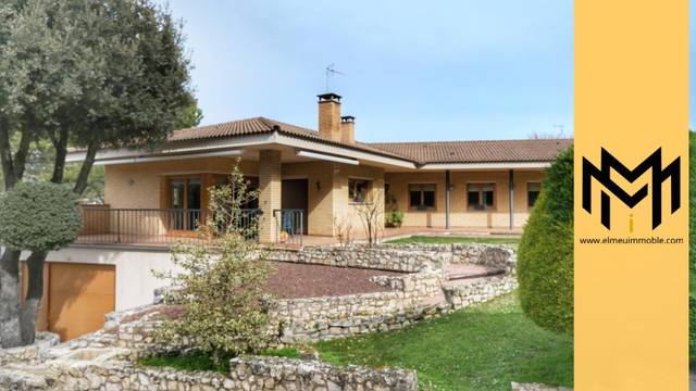 Casa-chalet en Venta en Andreu Santasmasas en Tona