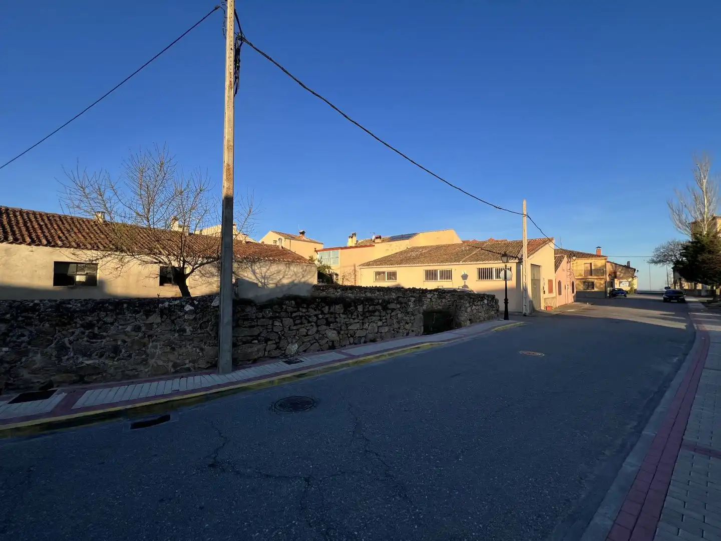 Außenansicht von Residential zum Verkauf in Torrecaballeros