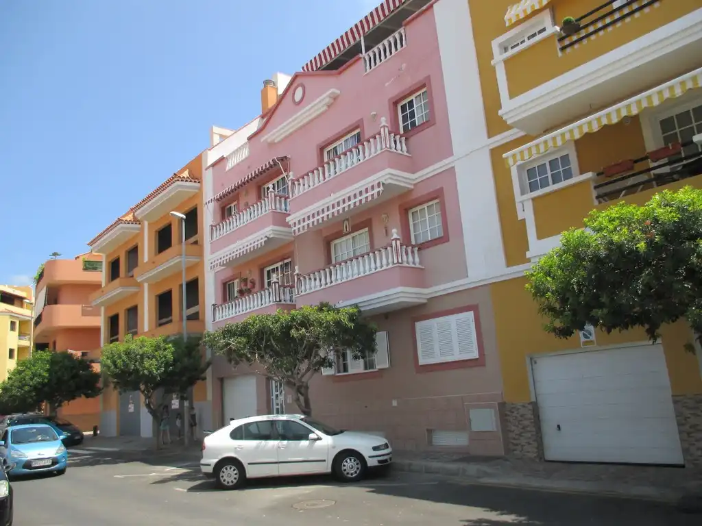 Vista exterior de Pis en venda en Santiago del Teide