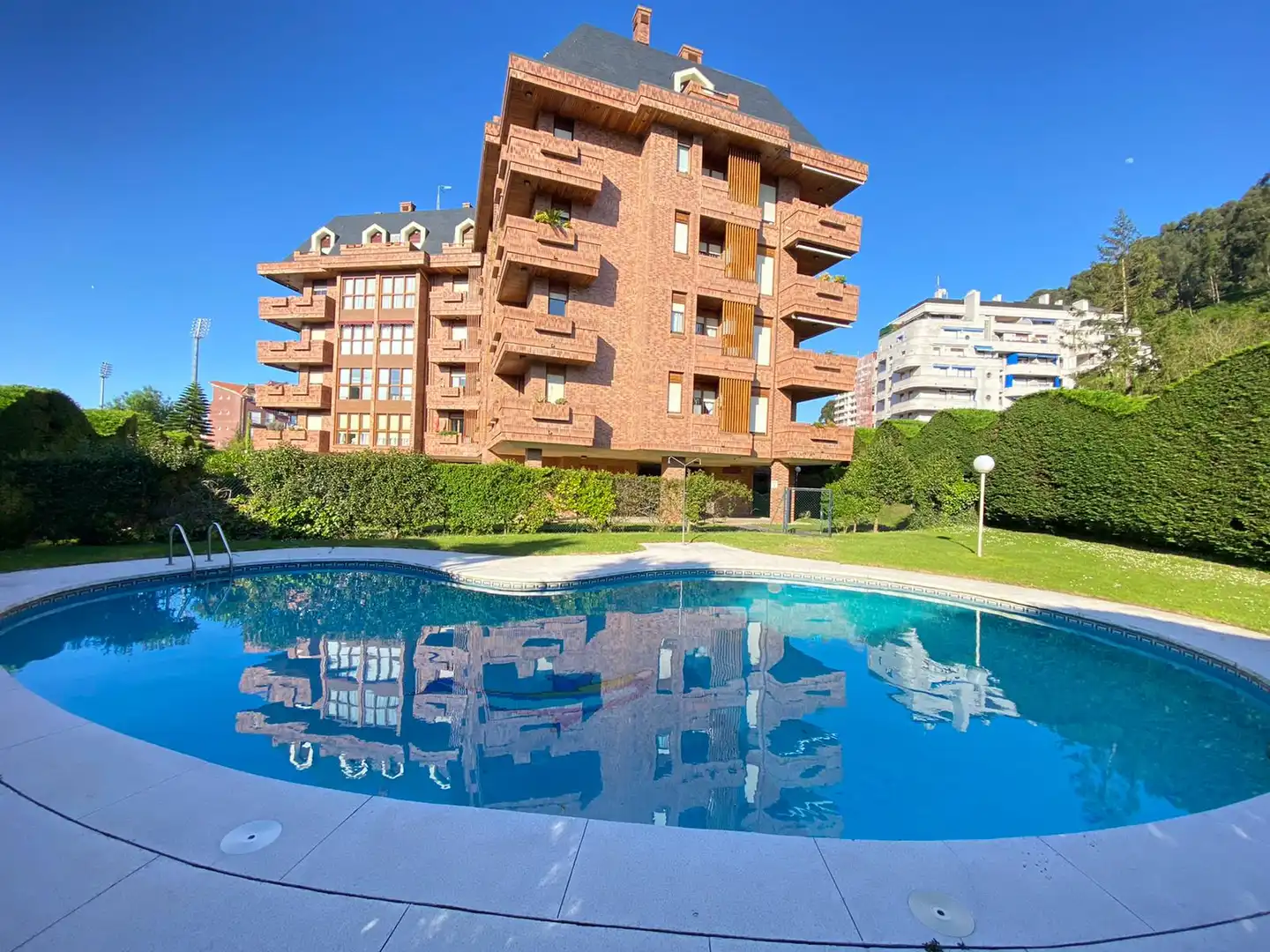 Swimming pool of Flat for sale in Castro-Urdiales  with Heating, Parquet flooring and Terrace