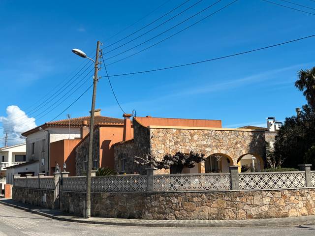 Casa-chalet en Venta en Carrer de Josep Pla en Fortià