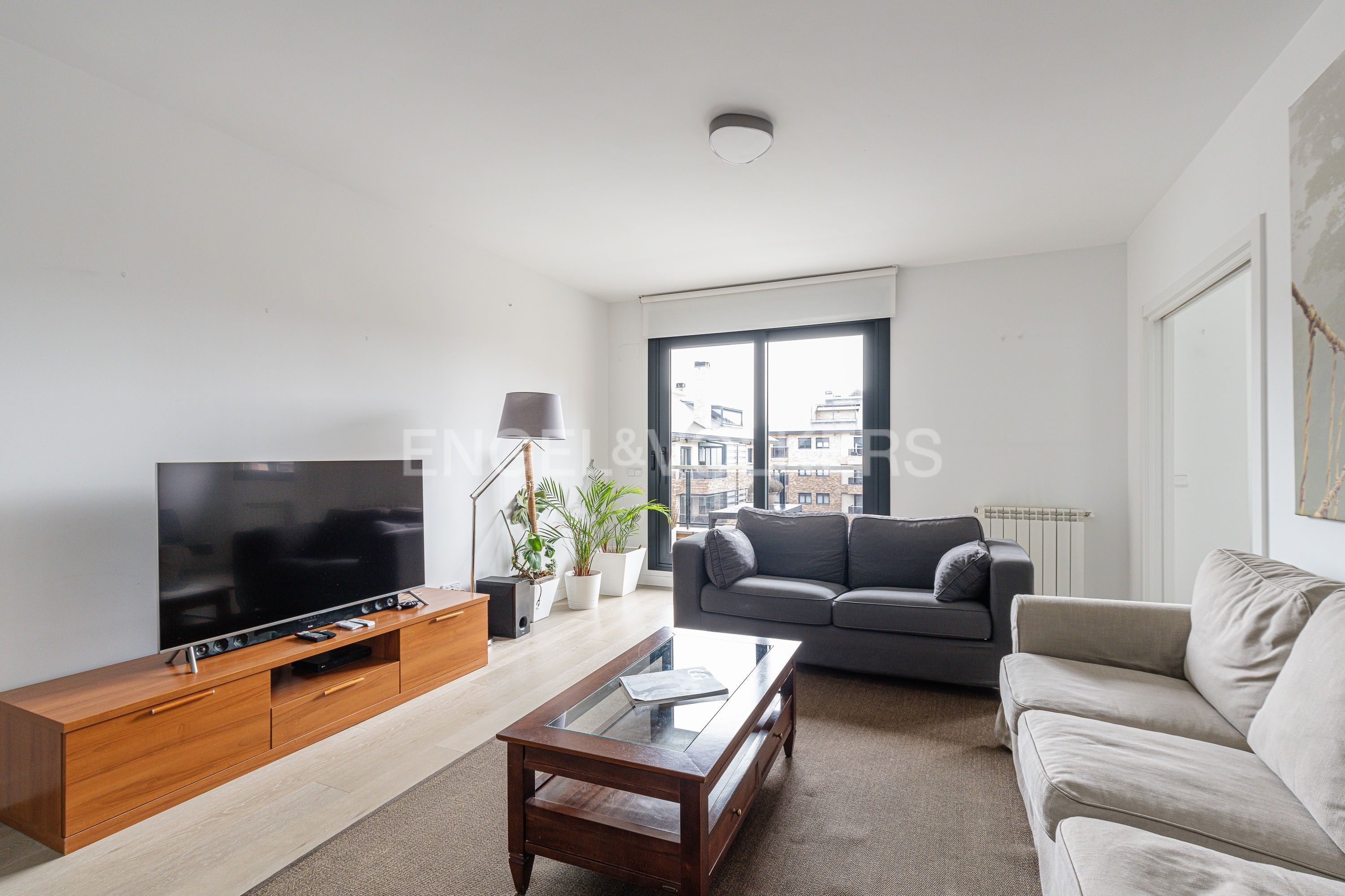 Living room of Attic to rent in Majadahonda  with Air Conditioner, Heating and Private garden