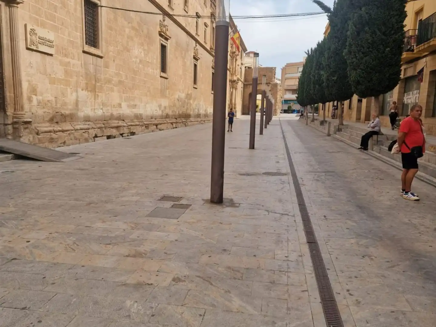 Vista exterior de Local de alquiler en Orihuela con Aire acondicionado