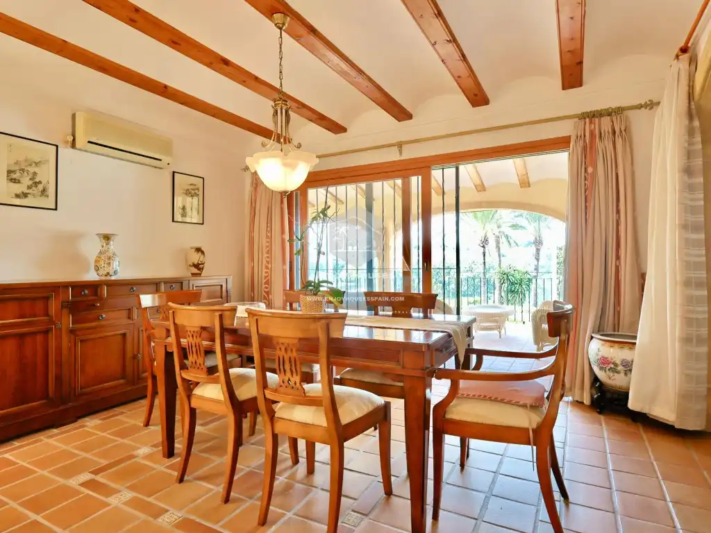 Houses for sale in Partides comunes - Adsubia