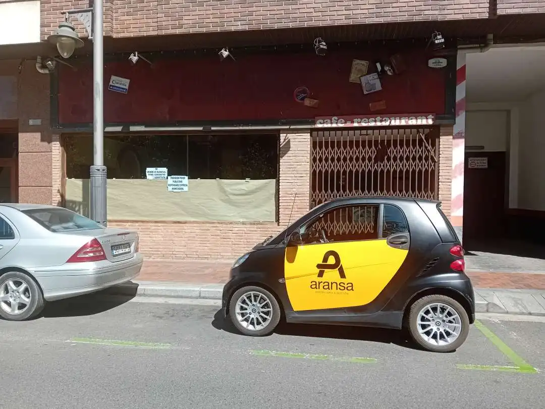 Business premises for sale in Calle Menéndez Pelayo, imagen 9