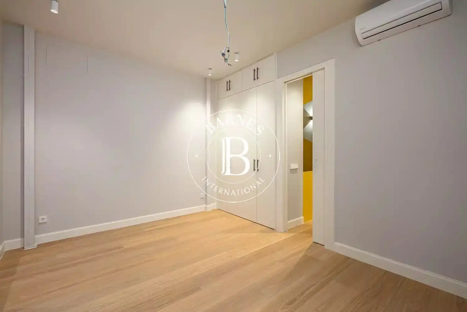 Dúplex en venta en Madrid con Aire acondicionado, Calefacción y Terraza