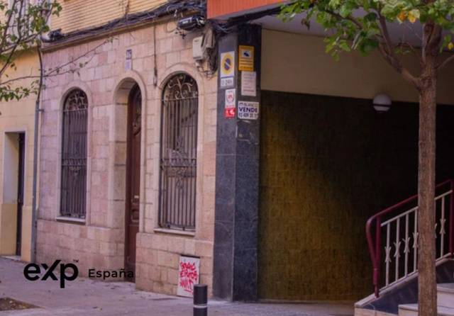 Garaje en Venta en Calle Regent Mendieta, 42 en La Maternitat i Sant Ramon