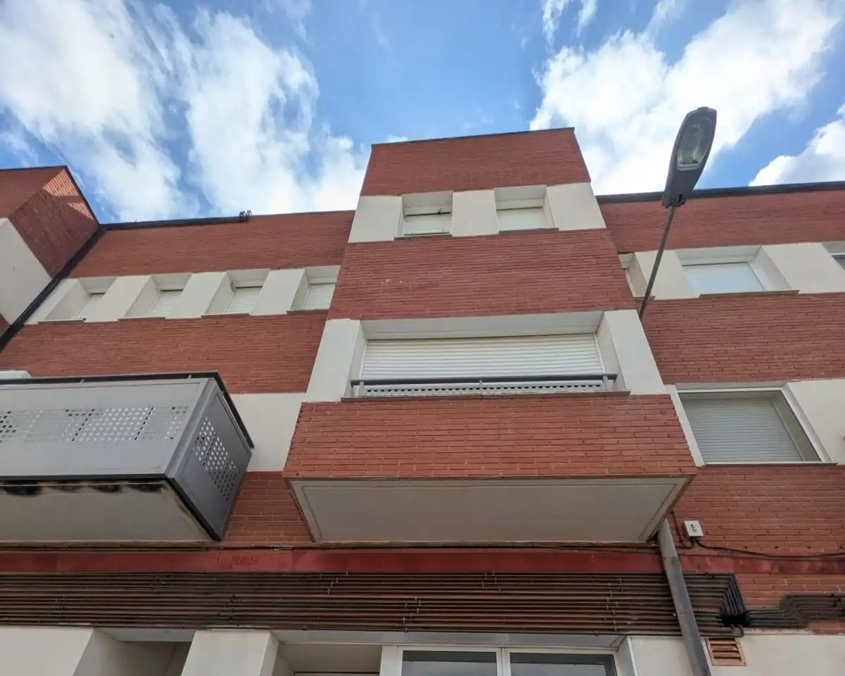 Duplex in vendita a calle Escoles, imagen 2