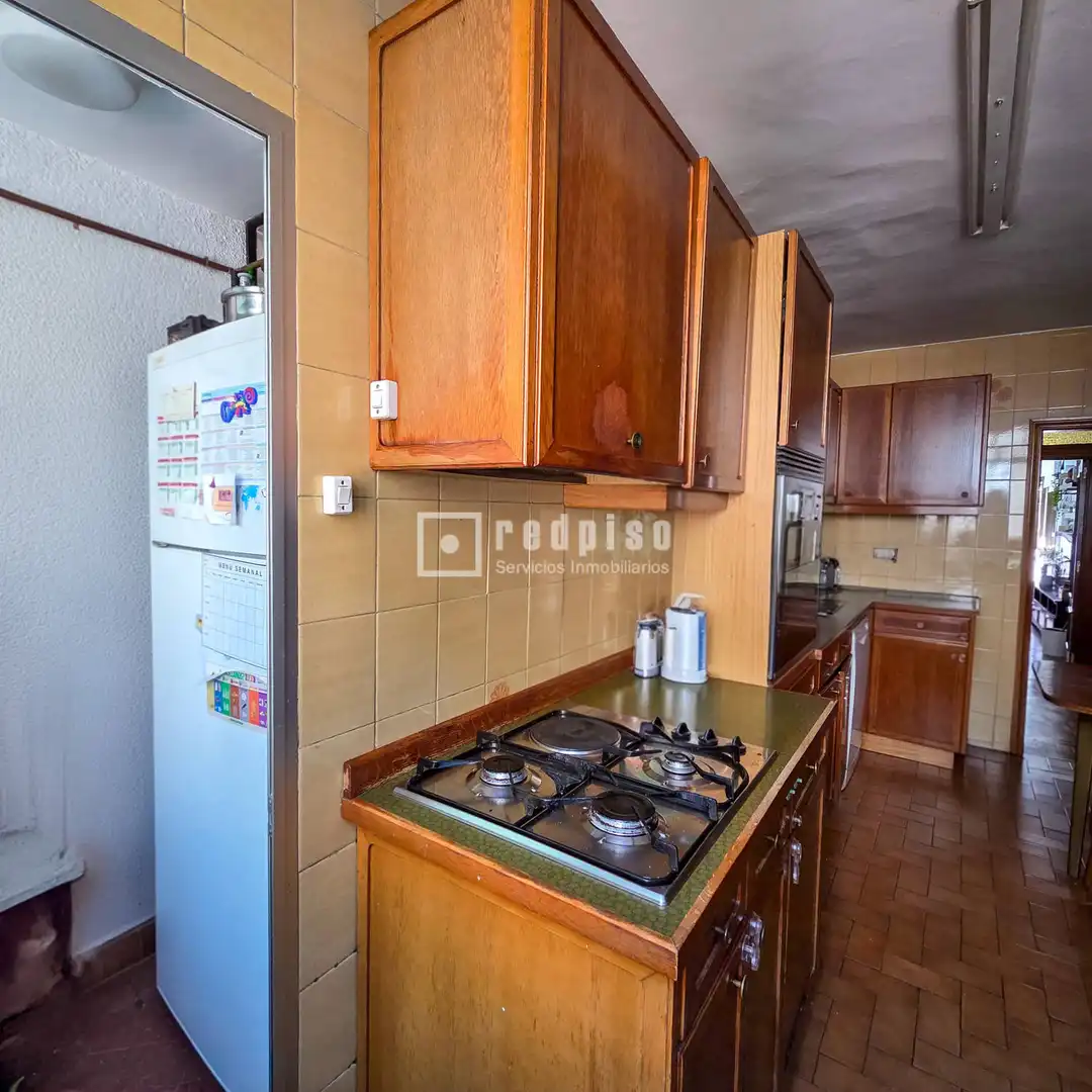 Cocina de Piso en venta en Madrid con Aire acondicionado, Calefacción y Jardín privado