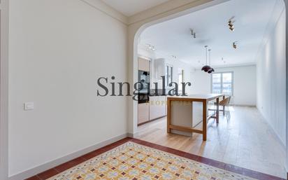 Dining room of Flat for sale in  Barcelona Capital  with Air Conditioner, Heating and Terrace