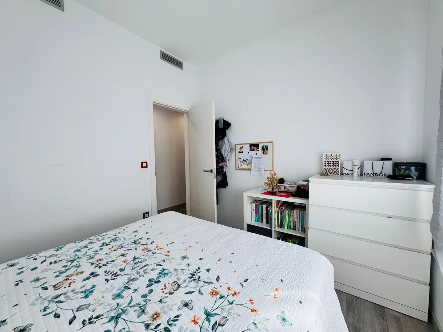 Dormitori de Casa o xalet en venda en Bàscara amb Aire condicionat, Jardí privat i Terrassa