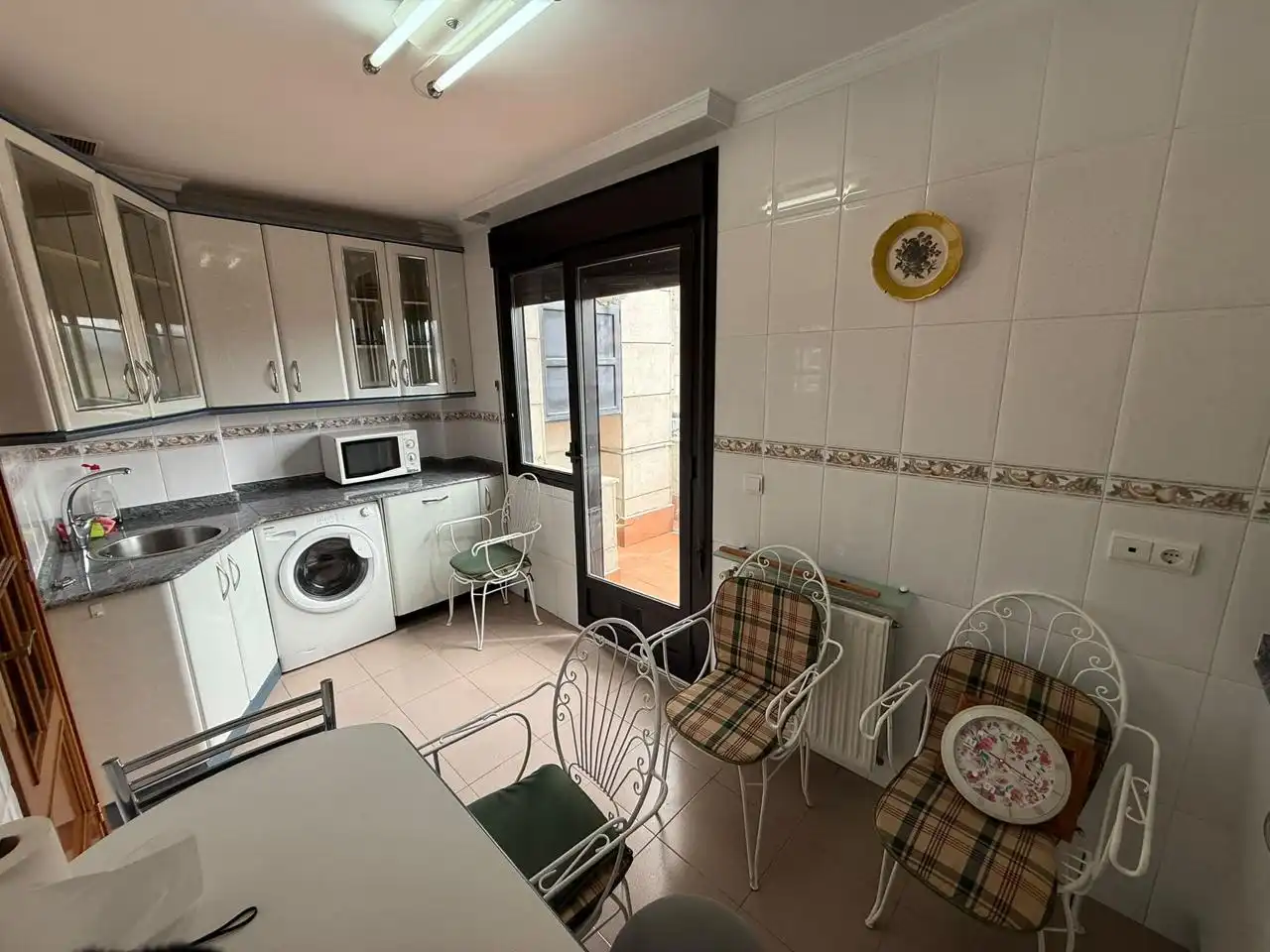 Cuina de Pis en venda en Castro-Urdiales amb Calefacció, Parquet i Terrassa