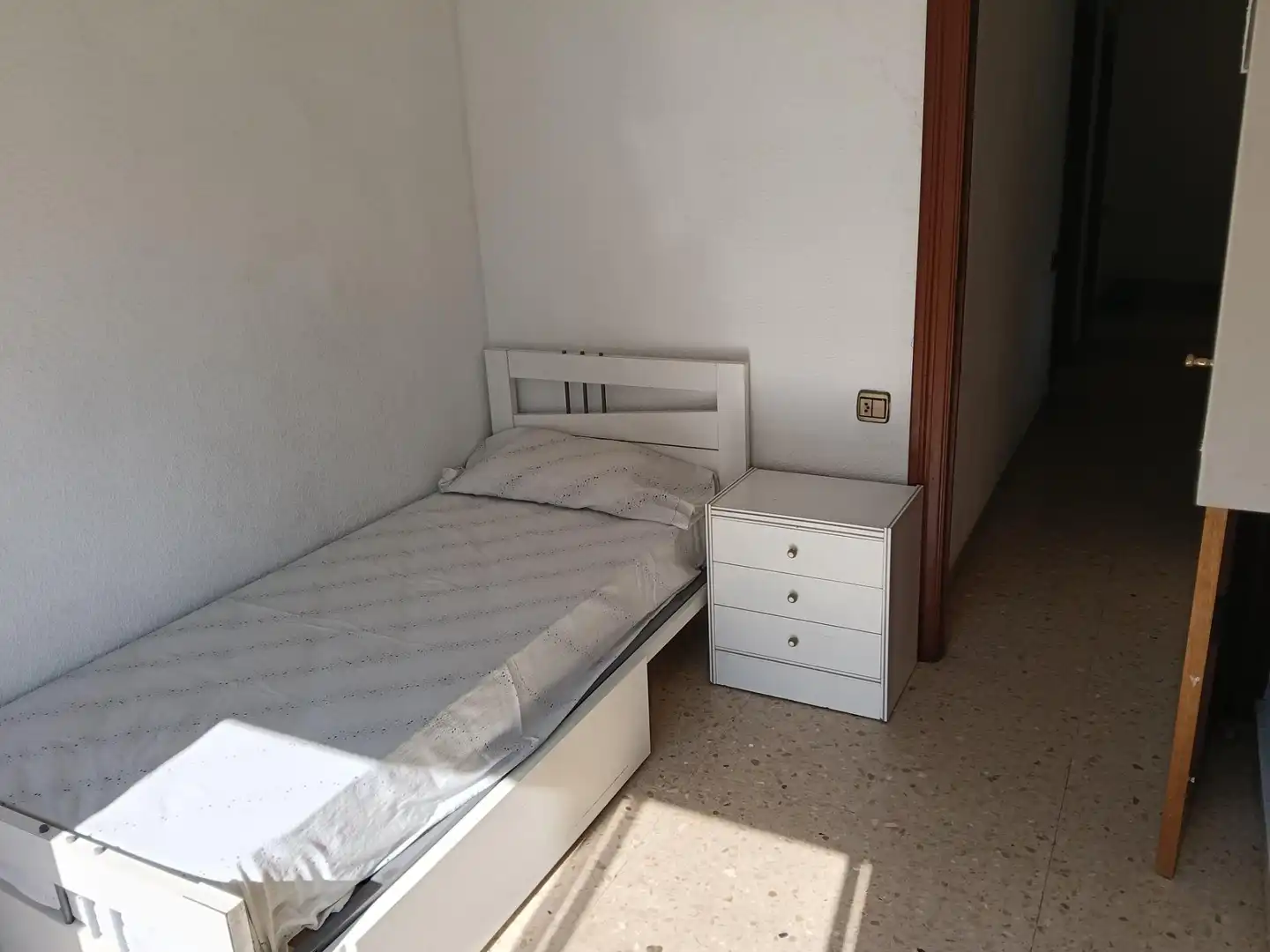 Dormitori de Pis en venda en Alicante / Alacant amb Aire condicionat, Terrassa i Moblat