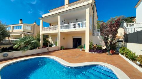 Foto 2 de Casa adosada en venda a Carrer de la Vía Láctea, Els Masos - Els Garrofers, Tarragona