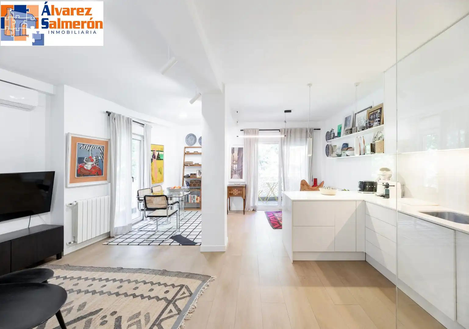 Appartement compact avec terrasse à vendre à 2 Calle Enriqueta Lozano