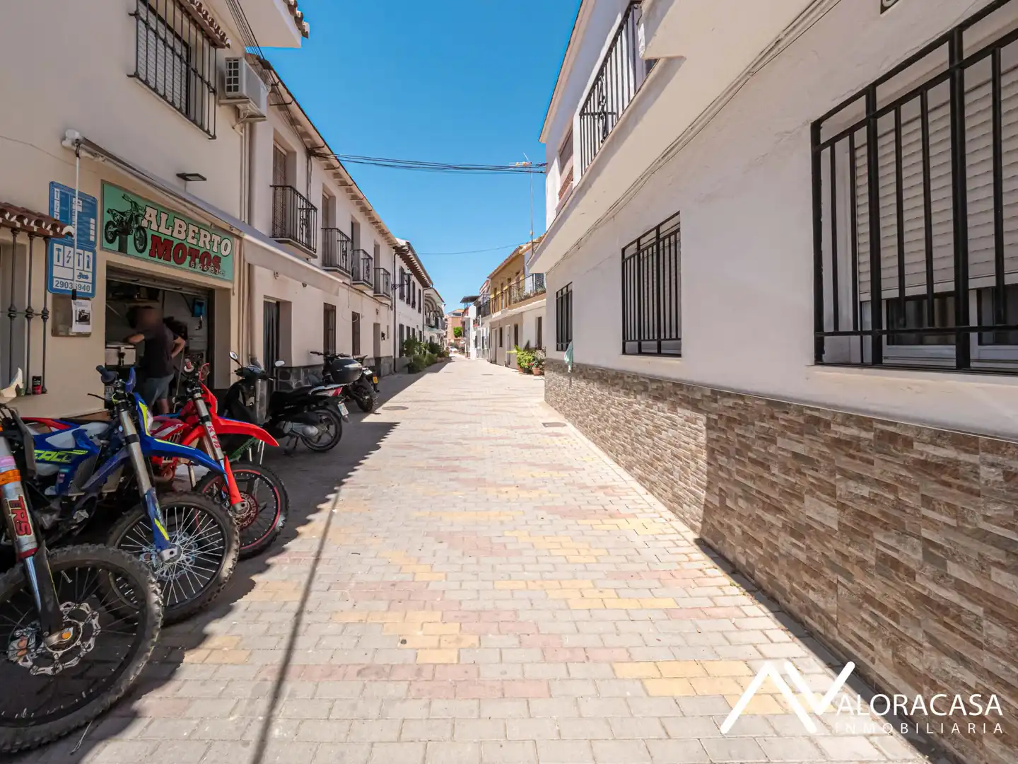 Exterior view of Flat for sale in Cártama  with Air Conditioner, Terrace and Furnished