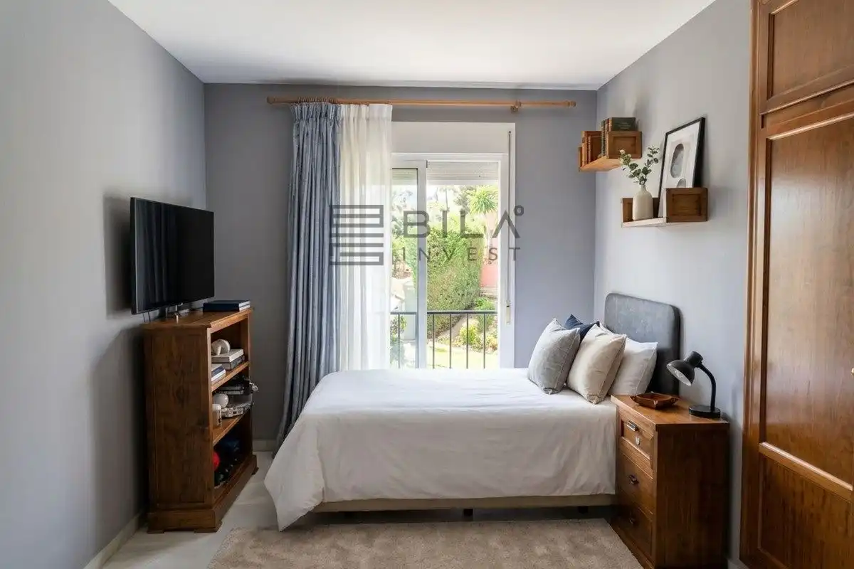 Semi-detached house with pool for sale in Lomas del Pozuelo, imagen 10
