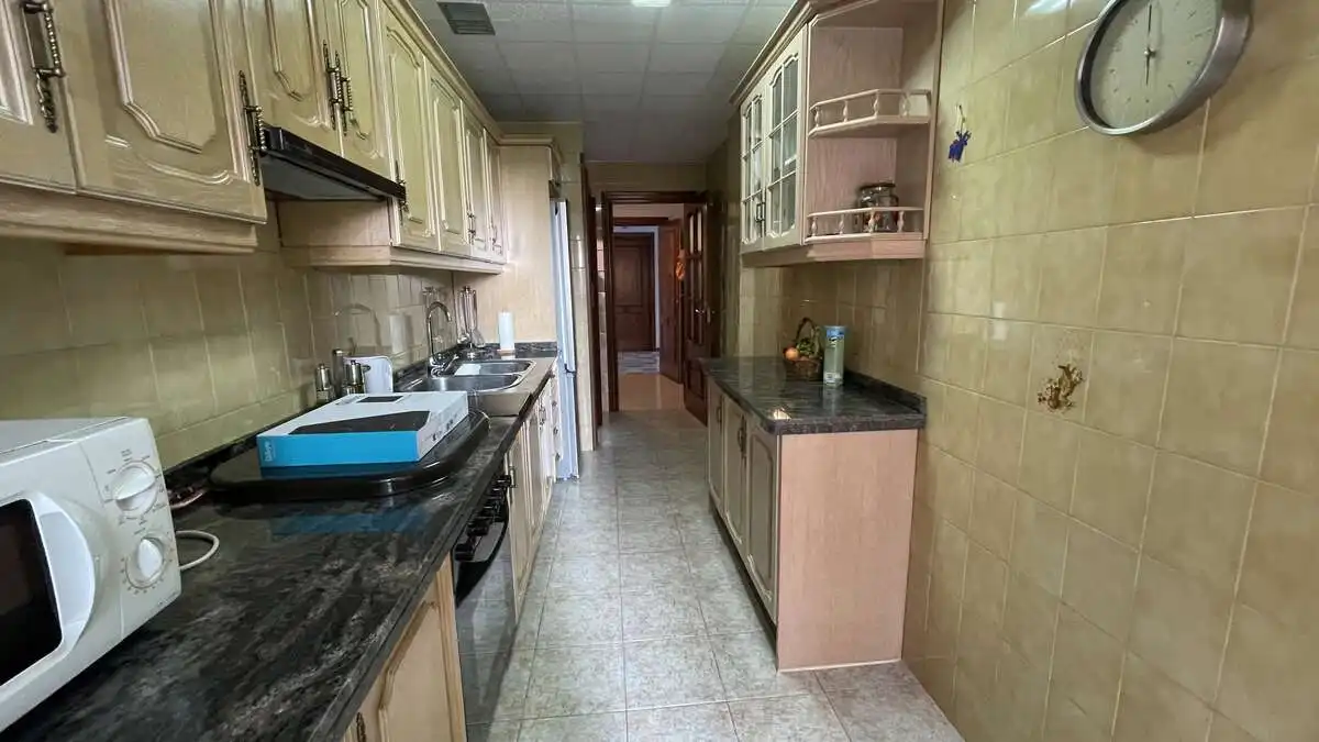 Kitchen of Flat for rent in Granada  with Air Conditioner, Heating and Terrace