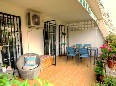 Apartament amb piscina en venda a Calle Almuñécar 2